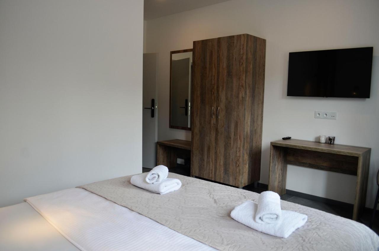 Veltlin Bed & Wine Hotel Valtice Exterior foto