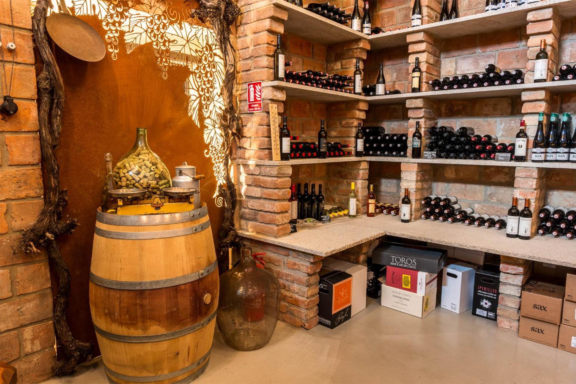 Veltlin Bed & Wine Hotel Valtice Exterior foto